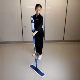 LAS_Mop-pro-1696_Action